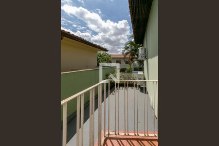 Casa à venda com 160m², 2 quartos e 2 vagas Casa à venda com 160m², 2 quartos e 2 vagasVaranda do Quarto 3