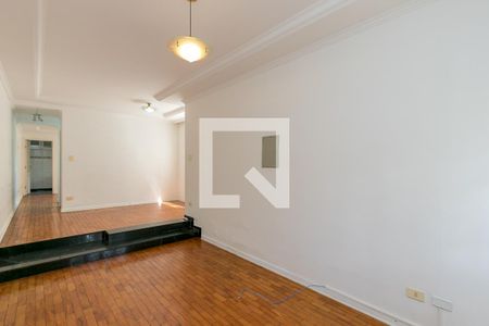 Sala de casa à venda com 2 quartos, 160m² em Vila Cordeiro, São Paulo