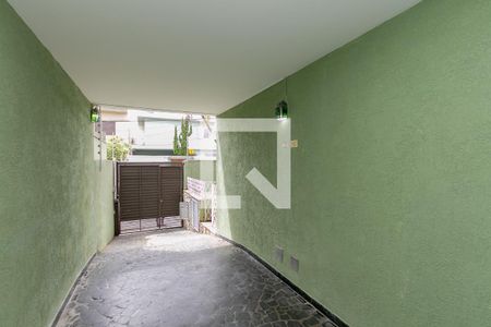 Casa à venda com 160m², 2 quartos e 2 vagas Casa à venda com 160m², 2 quartos e 2 vagasGaragem