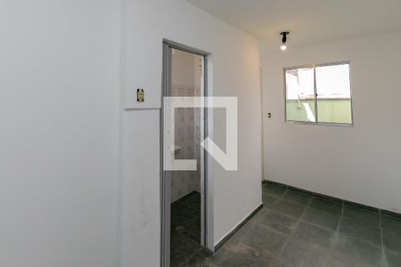 Casa à venda com 160m², 2 quartos e 2 vagas Casa à venda com 160m², 2 quartos e 2 vagasQuarto de Serviço