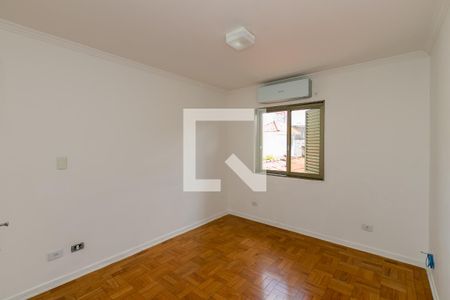 Casa à venda com 160m², 2 quartos e 2 vagas Casa à venda com 160m², 2 quartos e 2 vagasQuarto 2