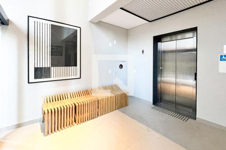 Apartamento à venda com 26m², 1 quarto e sem vagaÁrea comum - Hall