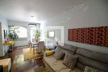 Sala de casa à venda com 2 quartos, 400m² em São Cristóvão, Rio de Janeiro