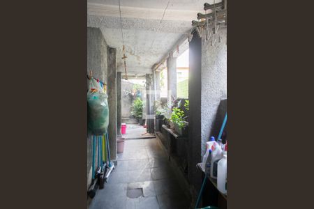 Casa à venda com 300m², 3 quartos e 3 vagas Casa à venda com 300m², 3 quartos e 3 vagasÁrea de Serviço casa 2