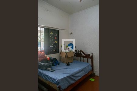 Casa à venda com 300m², 3 quartos e 3 vagas Casa à venda com 300m², 3 quartos e 3 vagasQuarto 2 casa 2