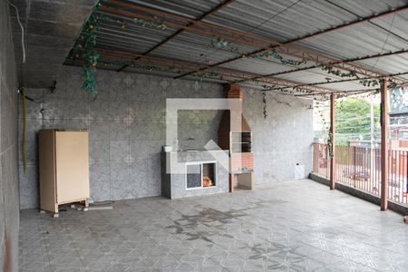 Casa à venda com 300m², 3 quartos e 3 vagas Casa à venda com 300m², 3 quartos e 3 vagasChurrasqueira