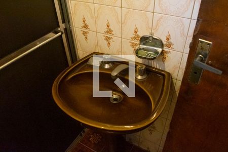 Casa à venda com 300m², 3 quartos e 3 vagas Casa à venda com 300m², 3 quartos e 3 vagasBanheiro