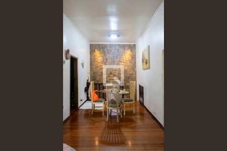 Casa à venda com 300m², 3 quartos e 3 vagas Casa à venda com 300m², 3 quartos e 3 vagasSala casa 2