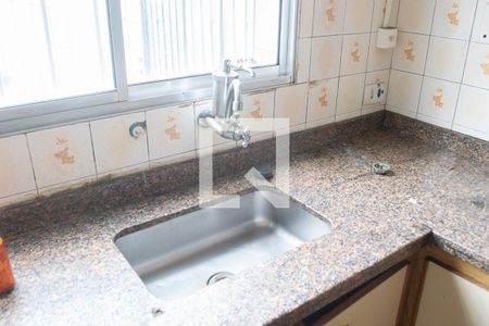 Casa à venda com 300m², 3 quartos e 3 vagas Casa à venda com 300m², 3 quartos e 3 vagasCozinha