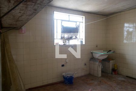 Casa à venda com 300m², 3 quartos e 3 vagas Casa à venda com 300m², 3 quartos e 3 vagasÁrea de Serviço