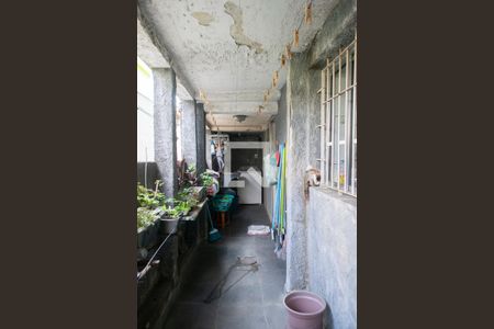 Casa à venda com 300m², 3 quartos e 3 vagas Casa à venda com 300m², 3 quartos e 3 vagasÁrea de Serviço casa 2