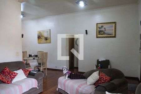 Casa à venda com 300m², 3 quartos e 3 vagas Casa à venda com 300m², 3 quartos e 3 vagasSala casa 2