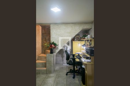 Casa à venda com 300m², 3 quartos e 3 vagas Casa à venda com 300m², 3 quartos e 3 vagashall casa 2