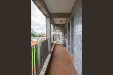 Casa à venda com 300m², 3 quartos e 3 vagas Casa à venda com 300m², 3 quartos e 3 vagasVaranda quarto 2 e 3