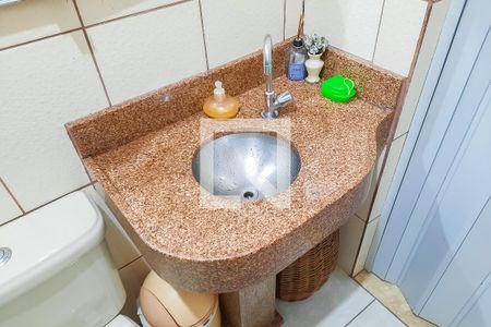 Casa à venda com 102m², 2 quartos e 1 vagaBanheiro