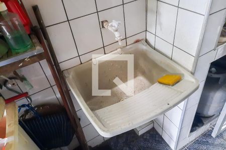 Casa à venda com 102m², 2 quartos e 1 vagaÁrea de Serviço