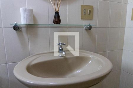 Apartamento à venda com 385m², 6 quartos e 6 vagasBanheiro de serviço