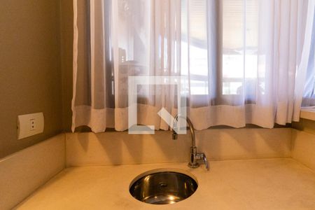 Apartamento à venda com 385m², 6 quartos e 6 vagasBar