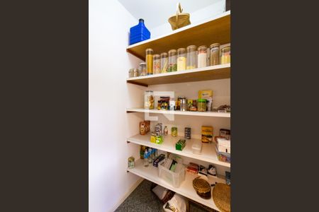 Apartamento à venda com 385m², 6 quartos e 6 vagasDispensa 1