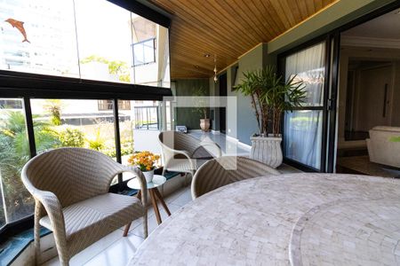 Varanda de apartamento à venda com 6 quartos, 385m² em Vila Mascote, São Paulo