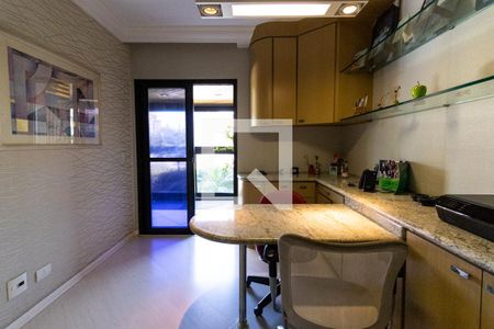 Apartamento à venda com 385m², 6 quartos e 6 vagasEscritório