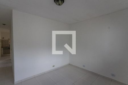 Sala de casa para alugar com 1 quarto, 50m² em Vila Santa Virginia, São Paulo
