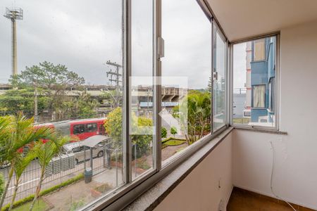 Varanda de apartamento para alugar com 1 quarto, 47m² em Medianeira, Porto Alegre