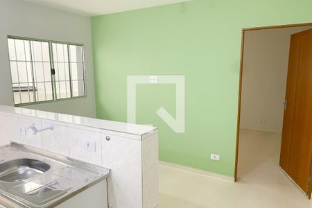 Sala/Cozinha/Área de Serviço de casa para alugar com 1 quarto, 26m² em Umuarama, Osasco