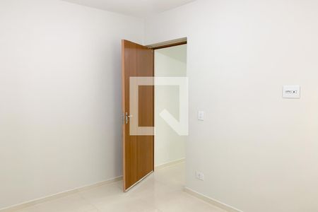 Quarto de casa para alugar com 1 quarto, 26m² em Umuarama, Osasco