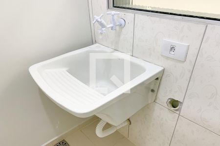 Sala/Cozinha/Área de Serviço de casa para alugar com 1 quarto, 26m² em Umuarama, Osasco