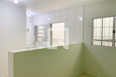 Sala/Cozinha/Área de Serviço de casa para alugar com 1 quarto, 26m² em Umuarama, Osasco