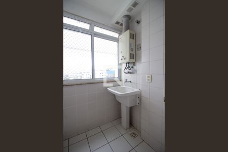 Apartamento para alugar com 67m², 2 quartos e 1 vaga Apartamento para alugar com 67m², 2 quartos e 1 vagaCozinha e Área de Serviço