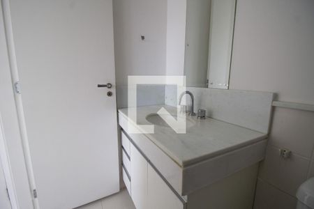 Apartamento para alugar com 67m², 2 quartos e 1 vaga Apartamento para alugar com 67m², 2 quartos e 1 vagaBanheiro da Suíte