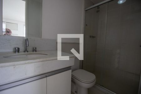 Apartamento para alugar com 67m², 2 quartos e 1 vaga Apartamento para alugar com 67m², 2 quartos e 1 vagaBanheiro da Suíte