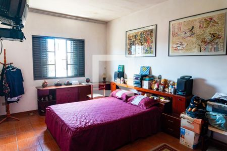 Casa à venda com 200m², 3 quartos e 2 vagas Casa à venda com 200m², 3 quartos e 2 vagasSuite