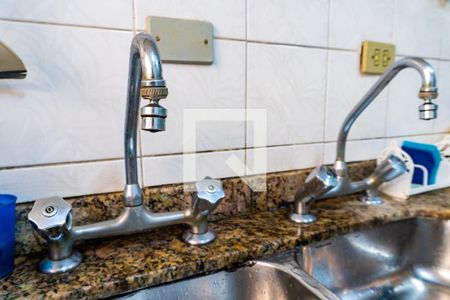 Casa à venda com 200m², 3 quartos e 2 vagas Casa à venda com 200m², 3 quartos e 2 vagasCozinha - Torneira