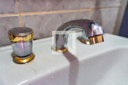 Casa à venda com 200m², 3 quartos e 2 vagas Casa à venda com 200m², 3 quartos e 2 vagasBanheiro da Suíte - Torneira