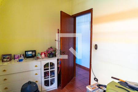 Casa à venda com 200m², 3 quartos e 2 vagas Casa à venda com 200m², 3 quartos e 2 vagasQuarto 2