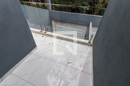 Varanda da Sala de casa para alugar com 3 quartos, 320m² em Jardim Londrina, São Paulo