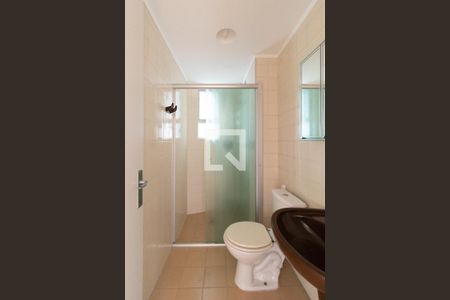 Banheiro de apartamento para alugar com 1 quarto, 44m² em Partenon, Porto Alegre
