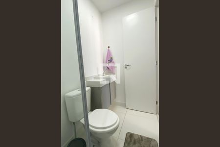 Apartamento à venda com 69m², 2 quartos e 2 vagasBanheiro da Suíte 2