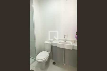 Apartamento à venda com 69m², 2 quartos e 2 vagasBanheiro da Suíte 2