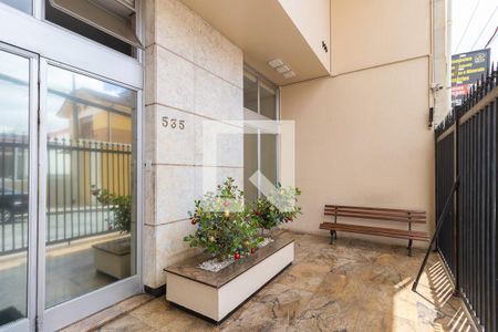 Área comum - Hall de entrada de apartamento para alugar com 2 quartos, 92m² em Centro, Campinas