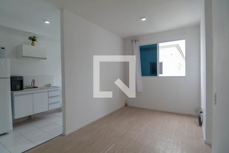 Sala de apartamento para alugar com 2 quartos, 41m² em Retiro, Salvador