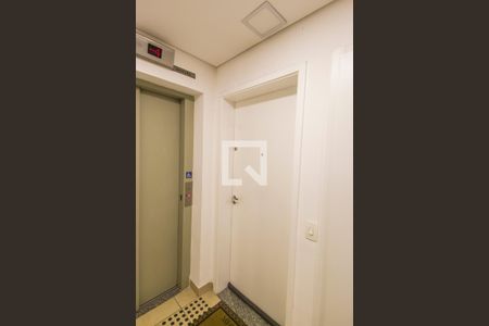 Apartamento à venda com 60m², 2 quartos e 1 vagaHall