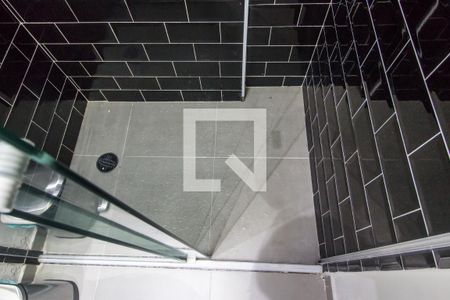 Apartamento à venda com 60m², 2 quartos e 1 vagaDetalhe do banheiro