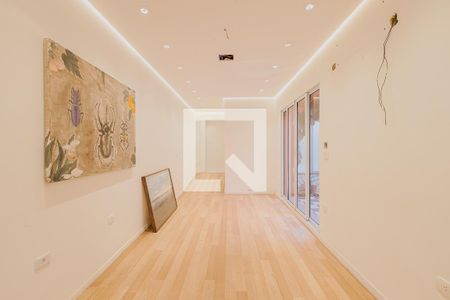 Sala 1 de casa para alugar com 4 quartos, 275m² em Jardim Paulistano, São Paulo
