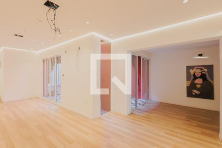 Sala 1 de casa para alugar com 4 quartos, 275m² em Jardim Paulistano, São Paulo