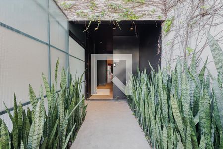 Fachada de casa à venda com 4 quartos, 275m² em Jardim Paulistano, São Paulo