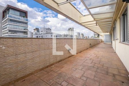 Apartamento à venda com 496m², 5 quartos e 7 vagas Apartamento à venda com 496m², 5 quartos e 7 vagasVaranda